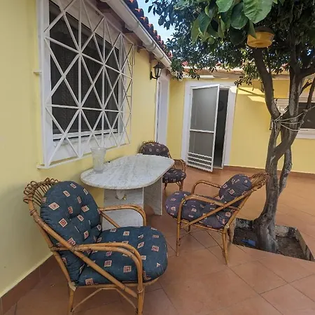 Λευτέρης Villa Isthmia Exterior photo